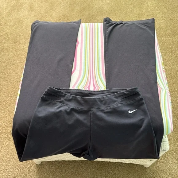 Women’s Nike athletic pants, wide leg gray size small (2-4) - Picture 5 of 7